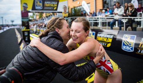 Super League: Georgia Taylor-Brown’s Guide to Swim and run Mobility Exercises for Triathlon